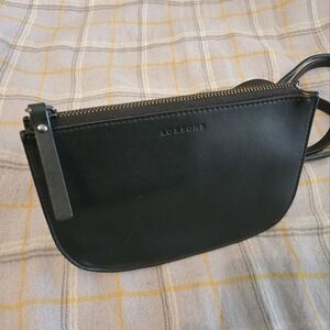 Lo & Sons Waverly 2 - Black